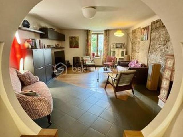 Maison de village 13 pièces 260 m²