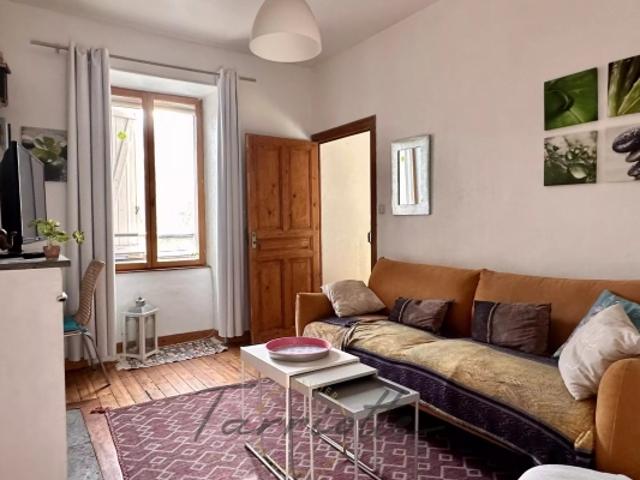 MAISON DE VILLAGE 10748