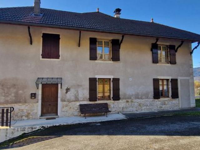 Maison de village 10 pièces 171 m²