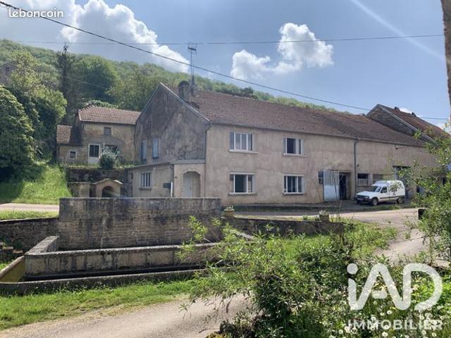 Maison de village 10 pièces 205 m²