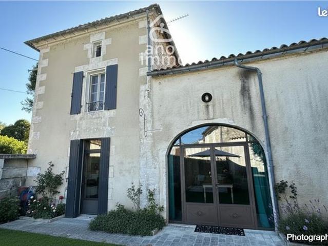 Maison de village 10 pièces 265 m²
