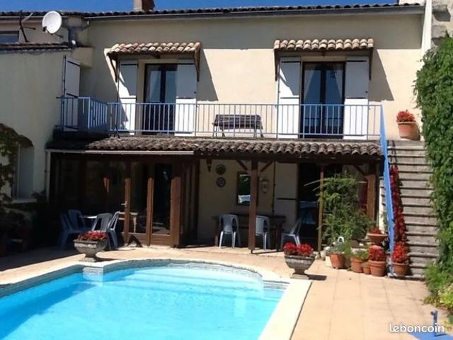 Maison de village 10 pièces 273 m²