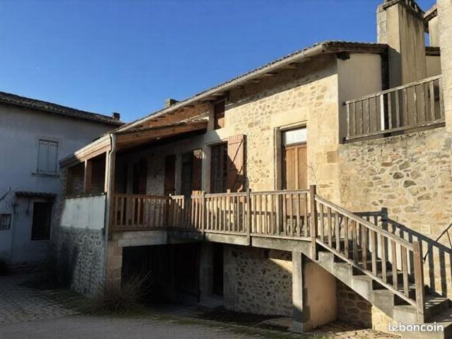 Maison de village 10 pièces 315 m²