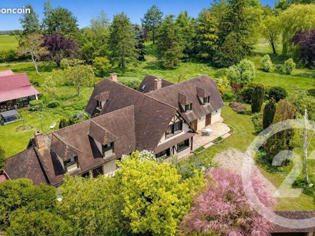 Maison de village 10 pièces 358 m²