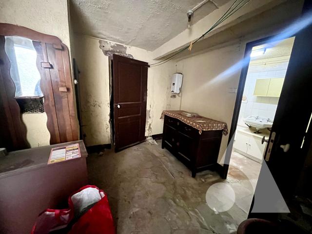 Maison de village 95 m2 ? Viager libre ? Coeur de Salernes