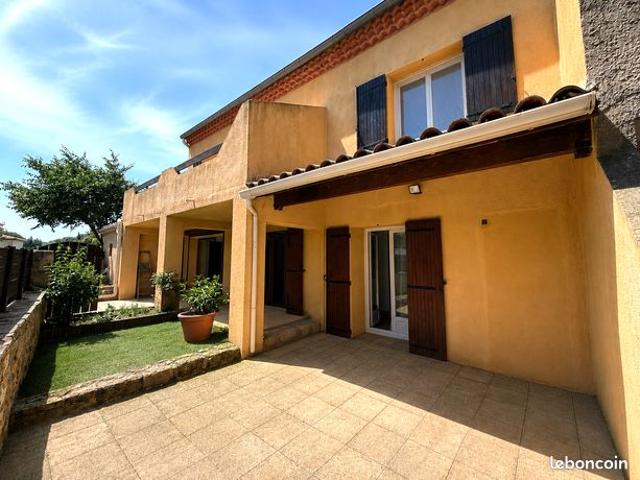 Maison de village 117 m² Malataverne type 5