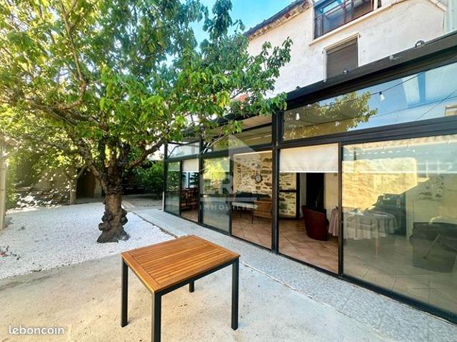 Maison de village 11 pièces 120 m²