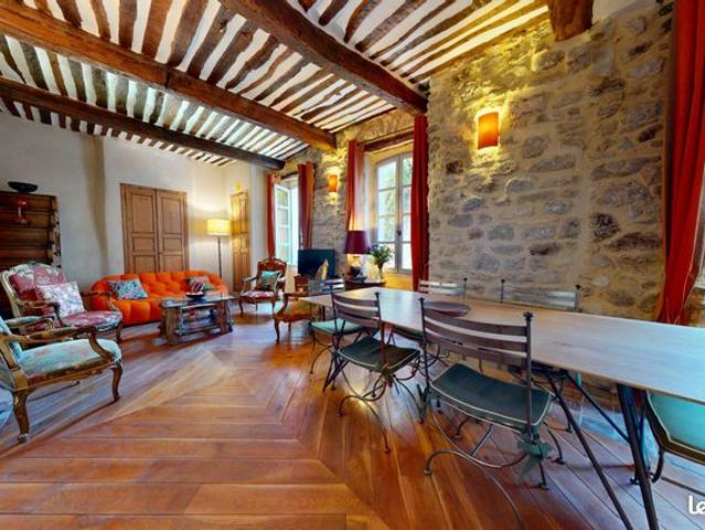 Maison de village 11 pièces 353 m²