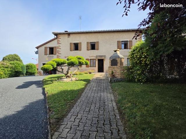 Maison de village 12 pièces 158 m²