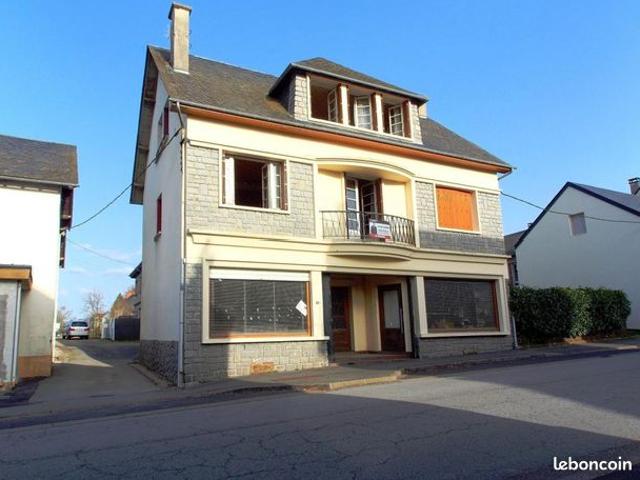 Maison de village 12 pièces 270 m²