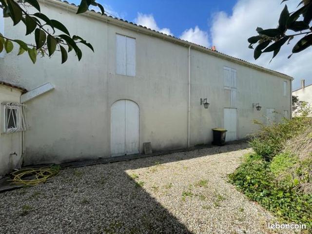 Maison de village 12 pièces 280 m²