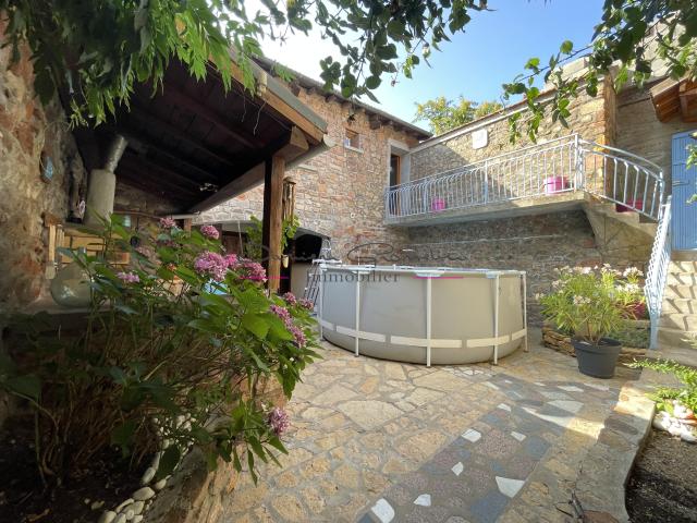 Maison de village
