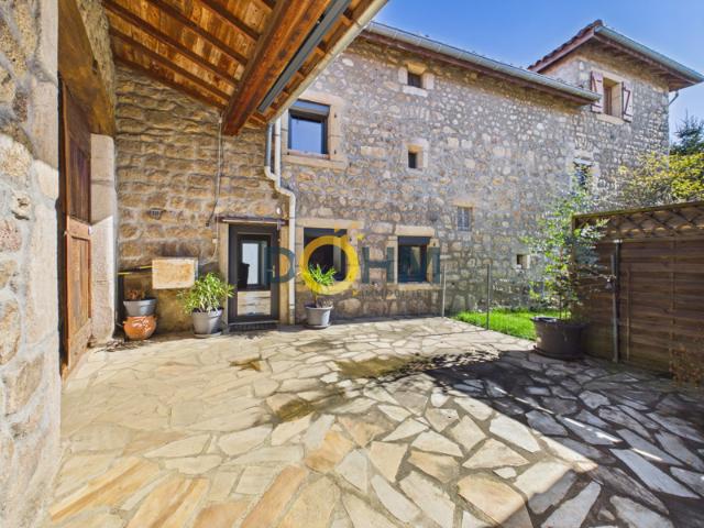 Maison de village 135m2 sur la commune de Aboen
