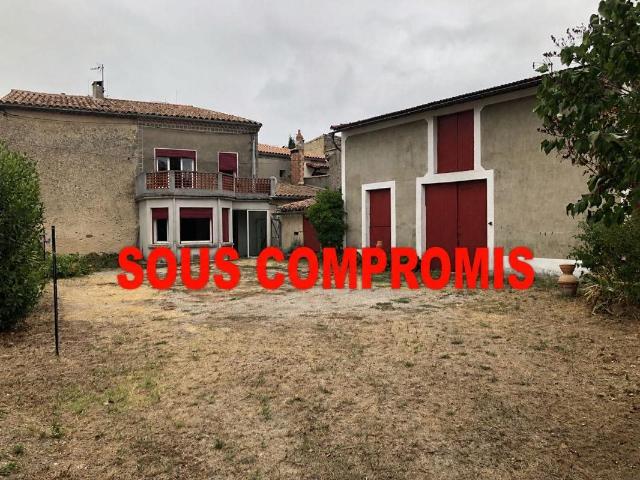 Maison de village 144 m2 avec dépendances 144m² Gardie