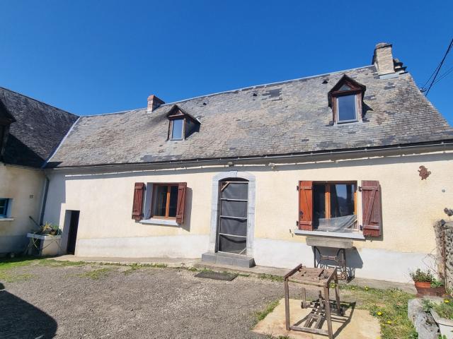 Maison de village au calme