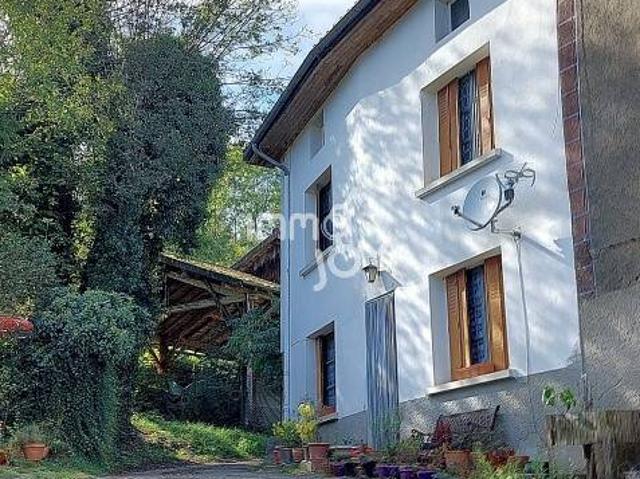 MAISON DE VILLAGE 149m2 ET SON HANGAR DURBAN SUR ARIZE