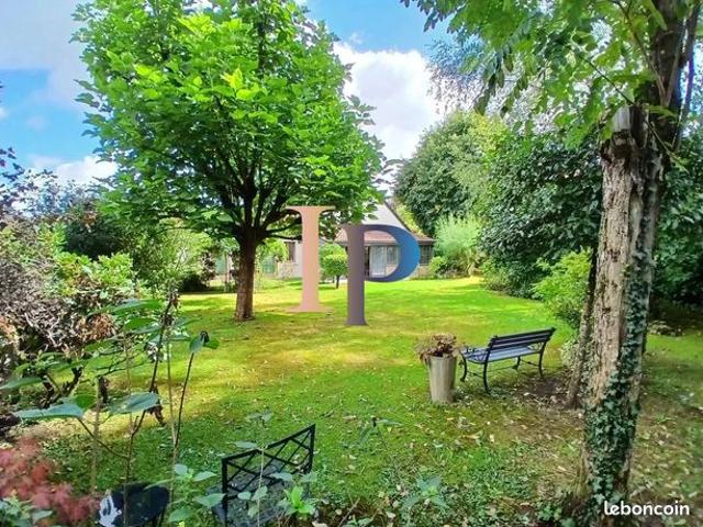 Maison de village 14 pièces 308 m²
