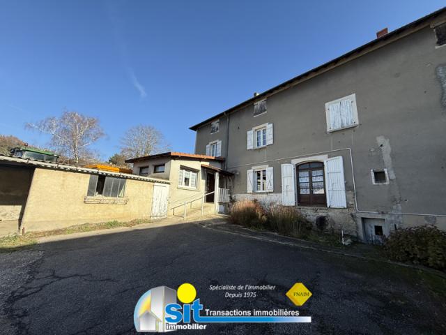 MAISON DE VILLAGE