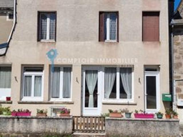 Maison de village 15 pièces 280 m²