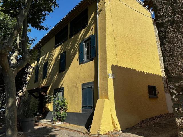 Maison de village 169 m² rénovée