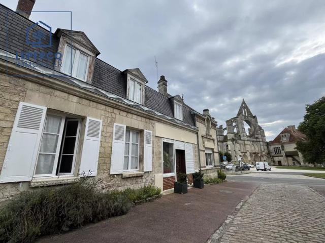 Maison de village 180m2 Longpont