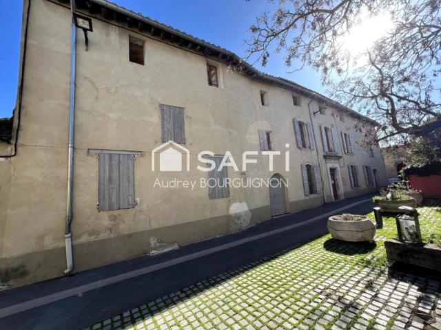 Immeuble 470 m² 3 niveaux coeur Le Thor – 4 lots