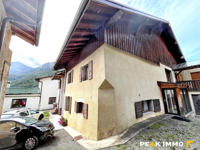 Maison de village 185 m2 Magland