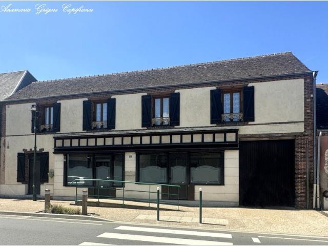 Maison de village, 214 m², 5 chambres, sejour de 100 m²