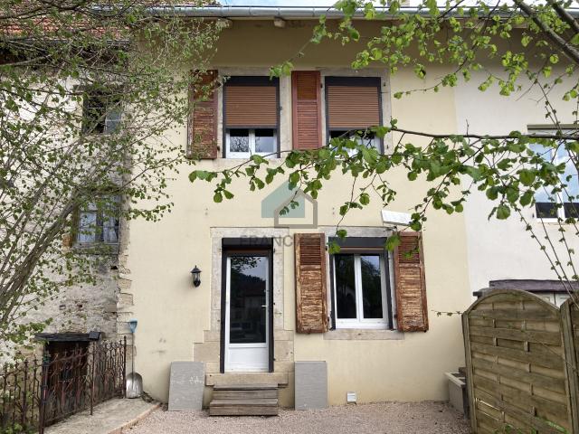 MAISON DE VILLAGE