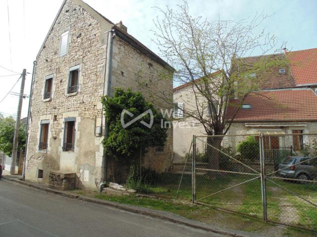 MAISON DE VILLAGE