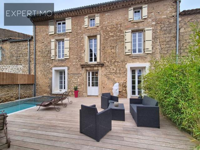 Maison de village 278 m2 Piscine Puisserguier 465 000