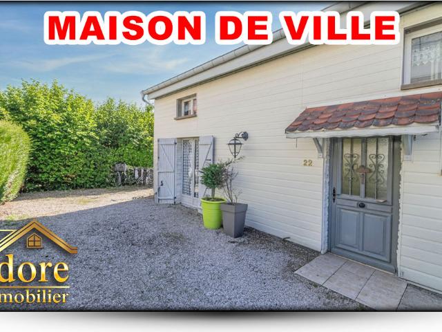 MAISON DE VILLAGE