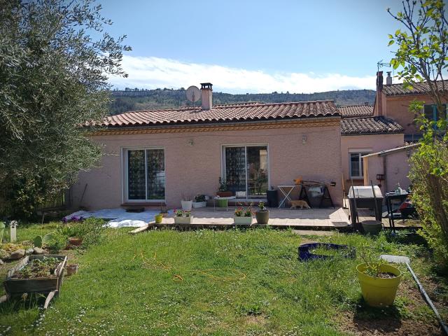 Maison de village 2 faces avec jardin 108m² Campagne sur Aude