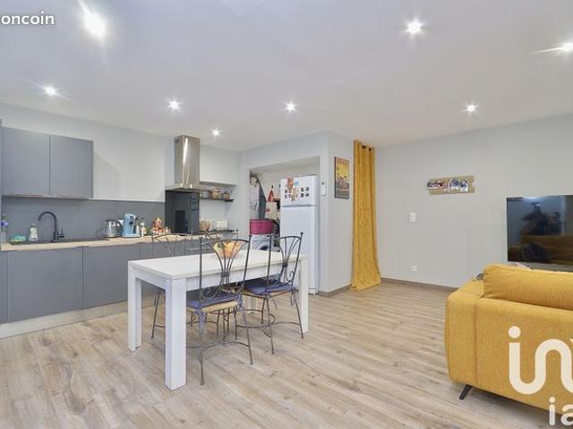 Maison de village 2 pièces 63 m²