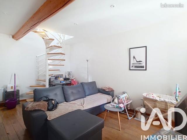 Maison de village 2 pièces 64 m²