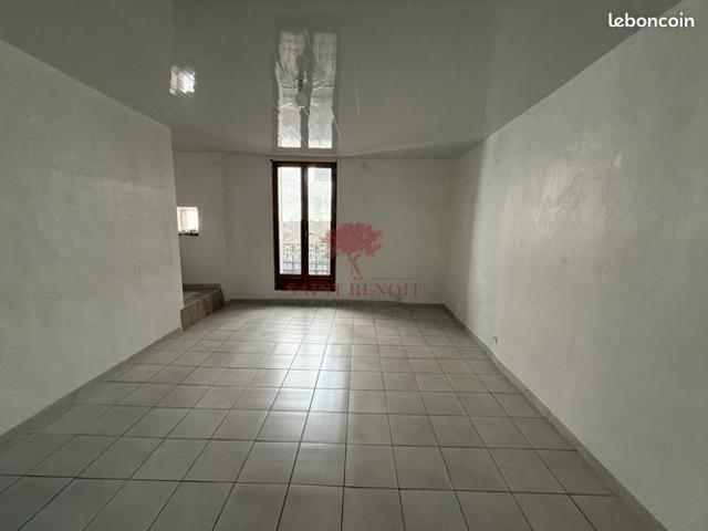 Maison de village 2 pièces 77 m²