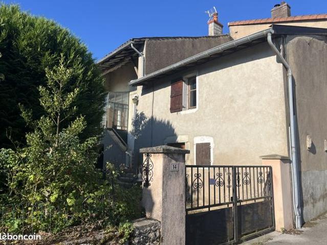 Maison de village 2 pièces 83 m²