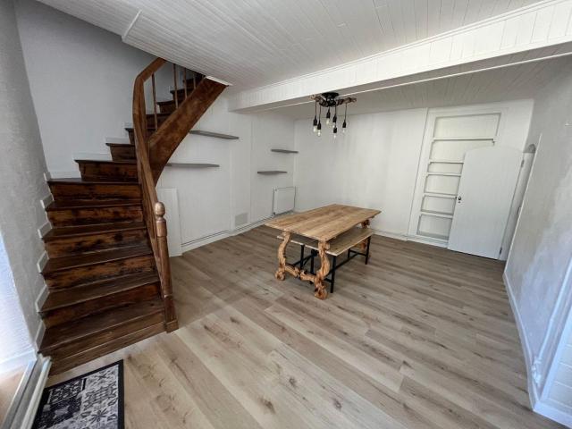 Maison de village 2P+C équipée, proche commerces