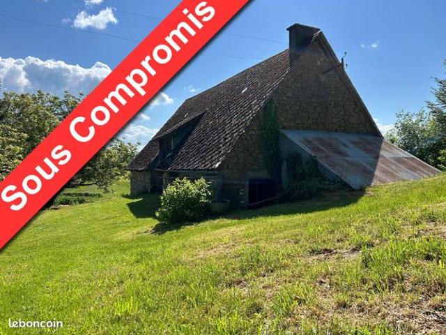 Maison de village 300 m² Sarroux st Julien