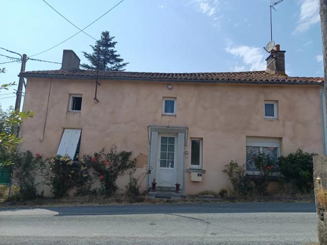 MAISON DE VILLAGE