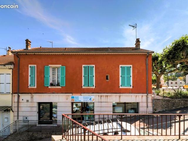 Maison de village 3 appartements en investissement locatif 3.000 de revenus mensuels