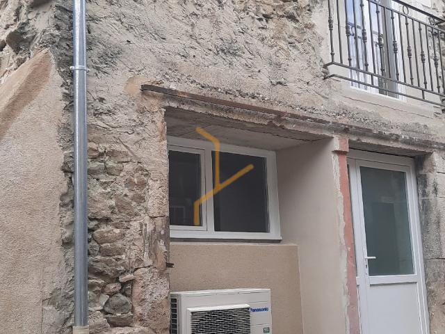 Maison de village 3 pièces, 54m² en location à Puy Saint Martin 680 € par mois