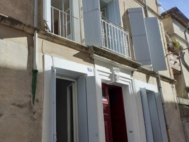 Maison de village 3 pièces, 72m² habitables, en location à Capestang 720 € par mois