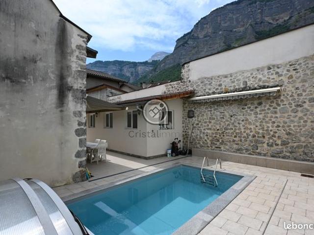 Maison de village 3 pièces 79 m²