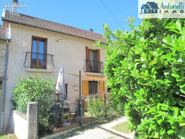 Maison de village 3 pièces 95 m²