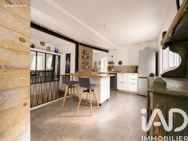 Maison de village 3 pièces 102 m²