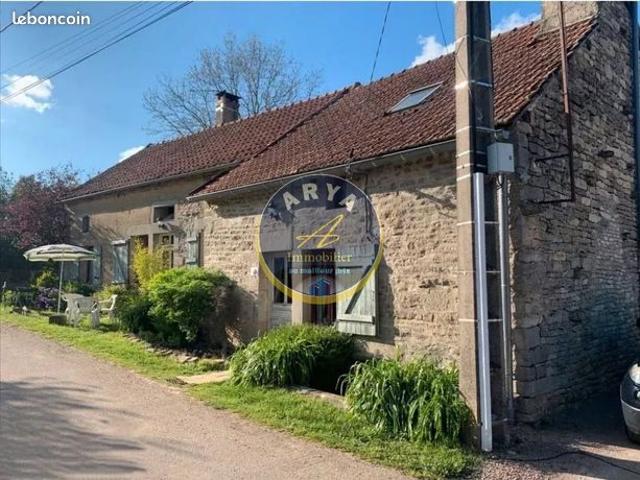 Maison de village 3 pièces 111 m²