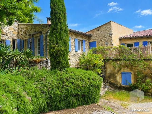 Maison de village 3 pièces 120 m²