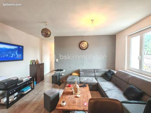 Maison de village 3 pièces 150 m²