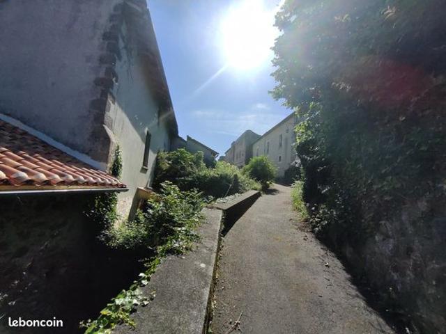 Maison de village 3 pièces 150 m²